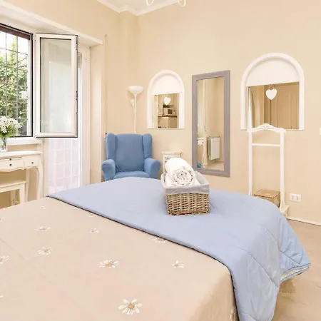 Apartment 4bnb - White - Private Garden Rom