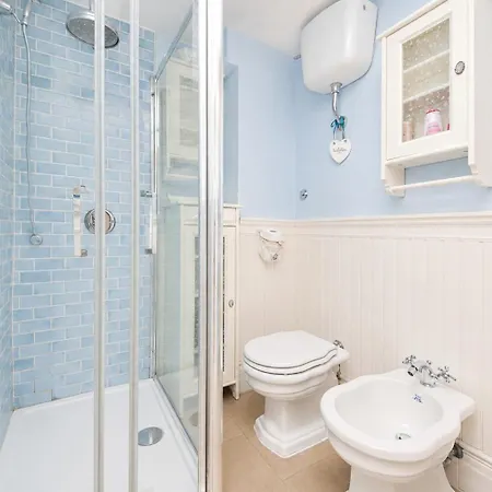 4bnb - White In Monteverde Rom